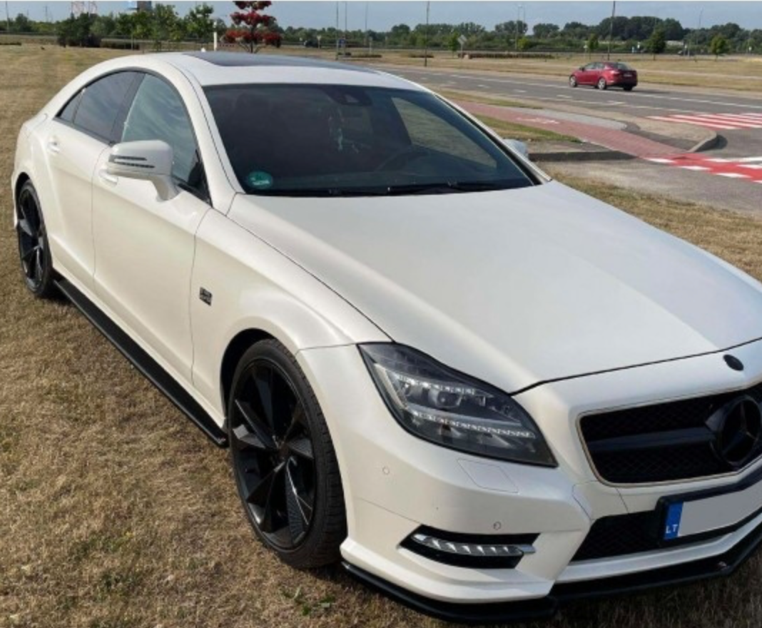 SIDE SKIRT FOR Merc CLS W218 AMG Line models